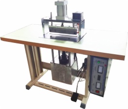 Ultrasonic sewing machine